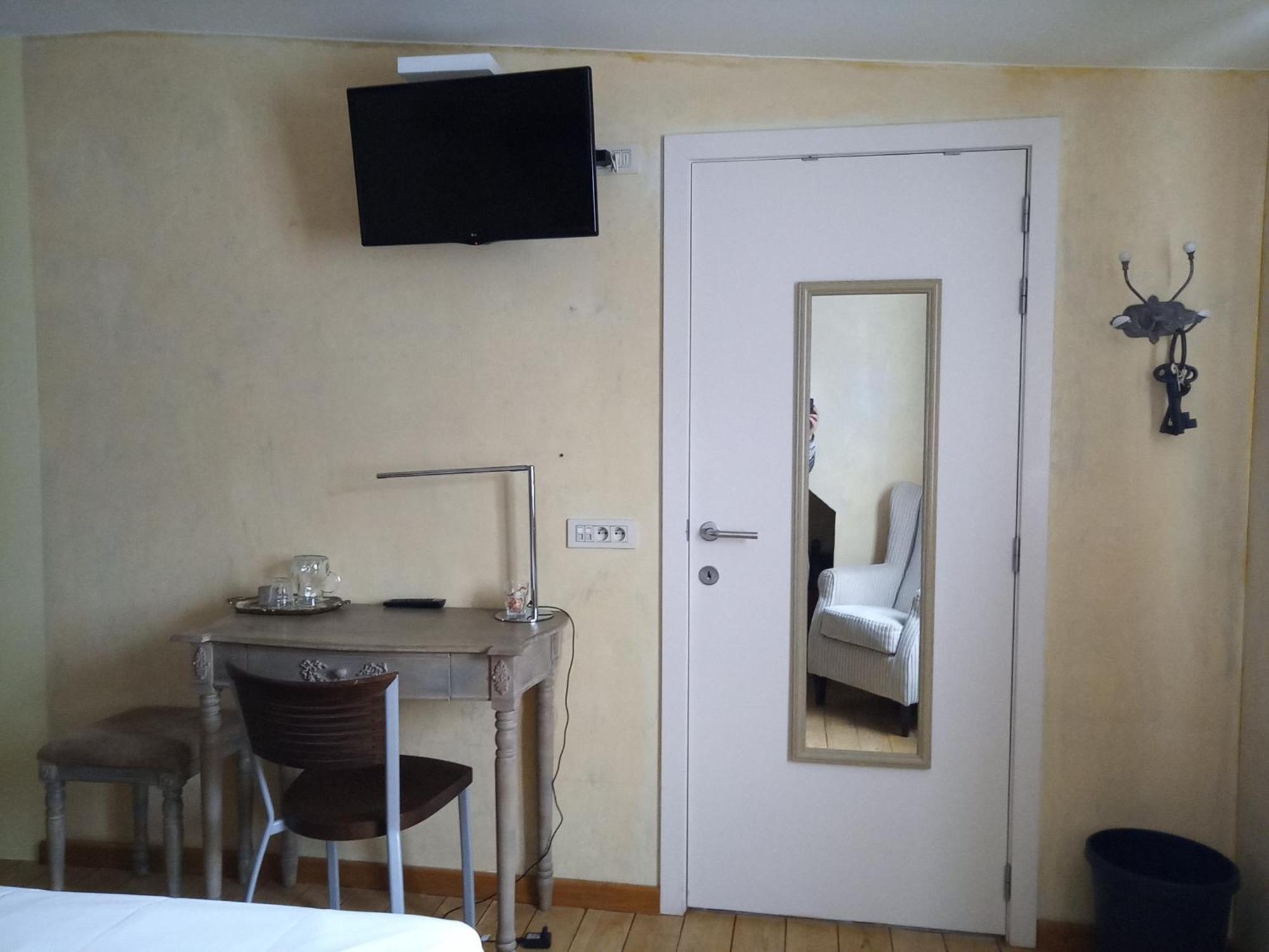 Focus Hotel Kortrijk Ngoại thất bức ảnh